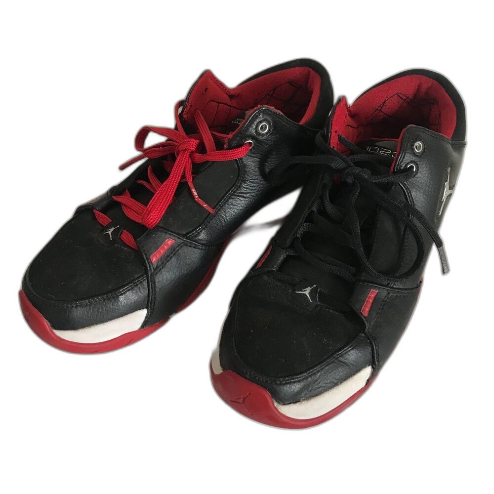 Nike Jordan Hoops Low Top Shoe Sneakers Basketball Youth 7Y Black Red 2008